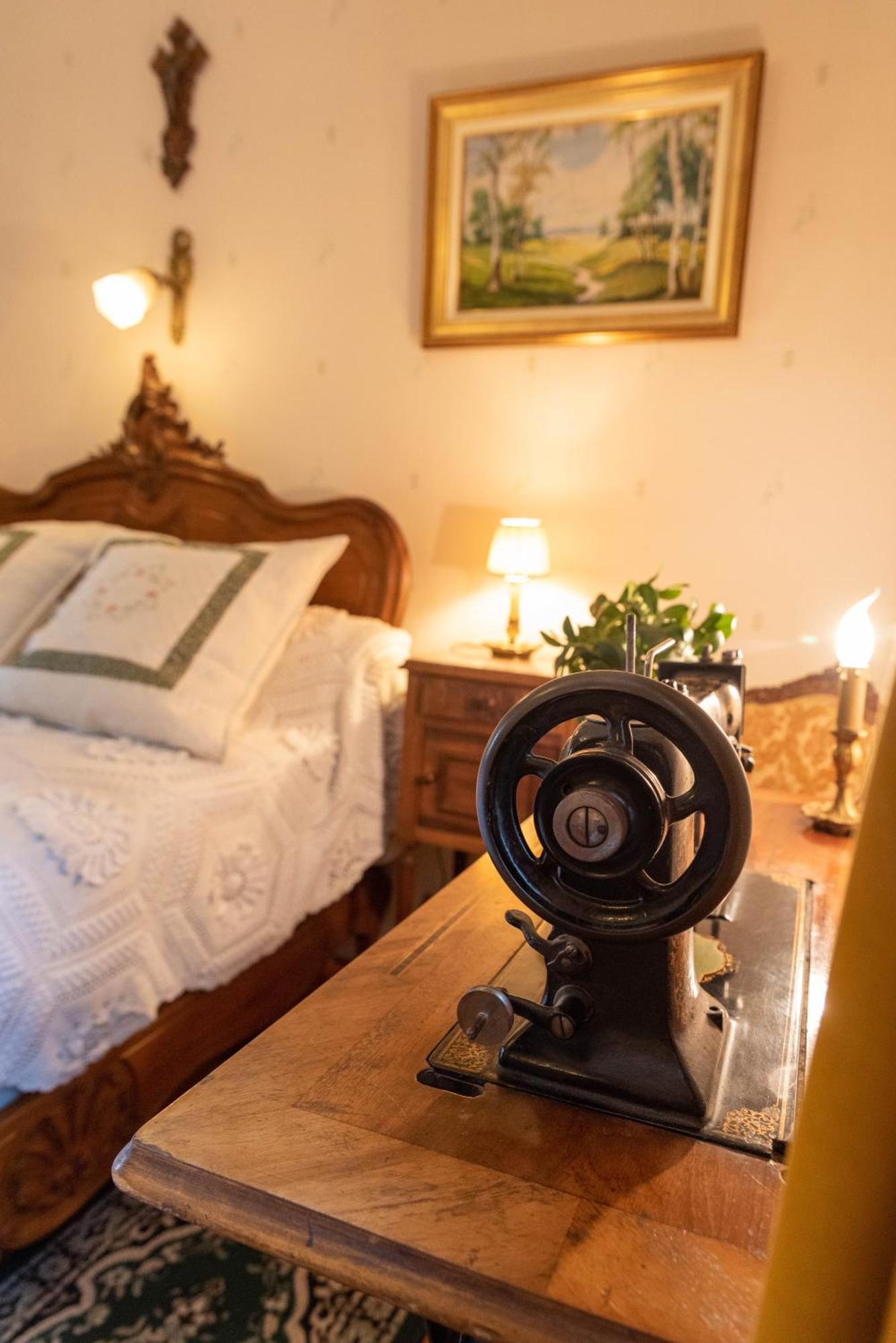 Le Puy-en-Velay La Maison De Mireilleヴィラ エクステリア 写真